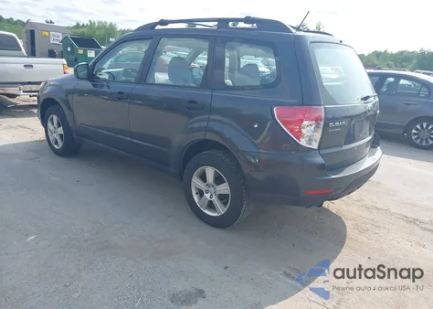 2013 Subaru Forester 2.5X z USA, uszkodzony, nr VIN JF2SHABC4DH420495
